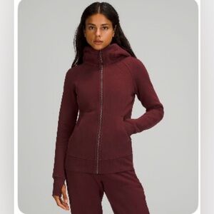 Lululemon Scuba Full-Zip Hoodie
Red Merlot
Size 6